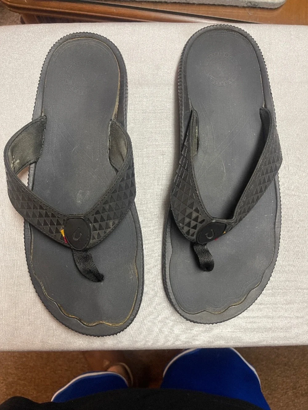 Olukai leather sandal size 13